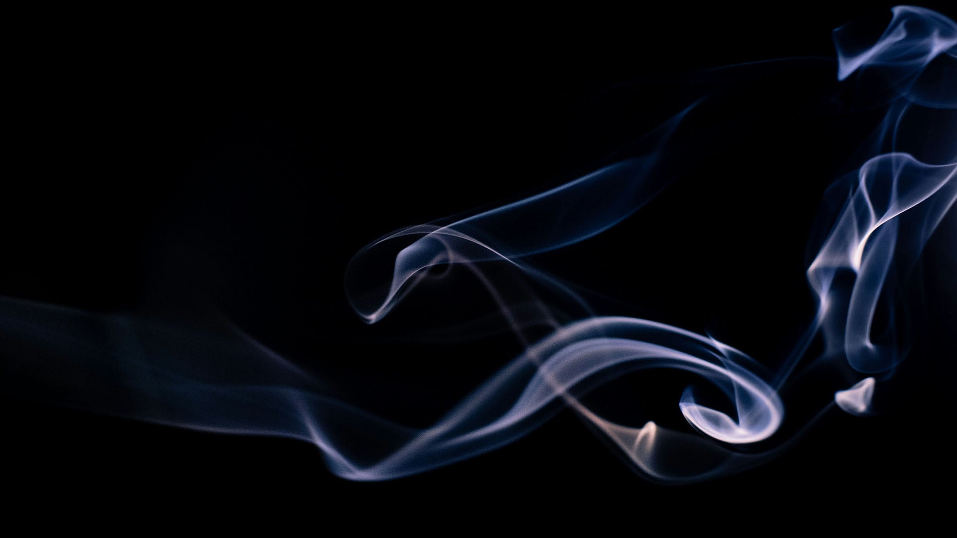 elfbar nachfüll pod läuft aus Effets secondaires de la vape : cigarette électronique et fatique, mal de  ventre main image 1