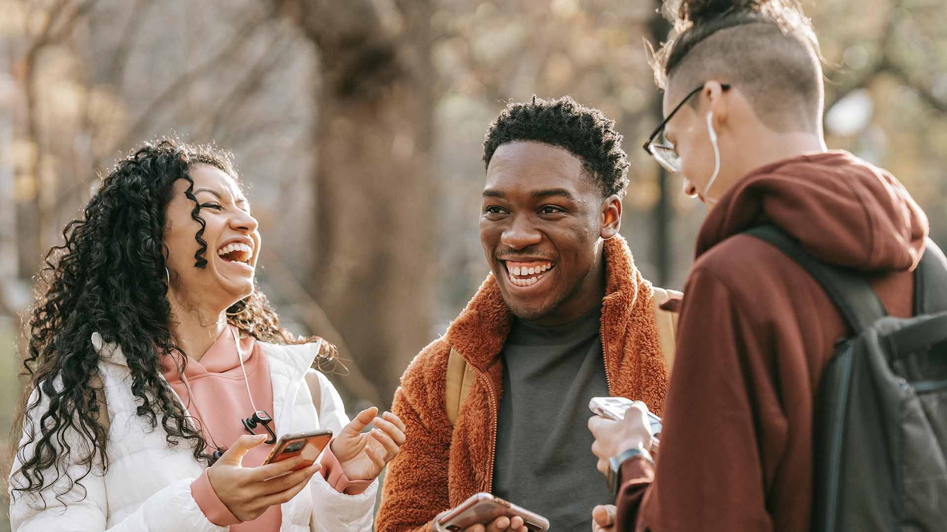 5 Best Tobacco-Free Nicotine Pouches in 2025