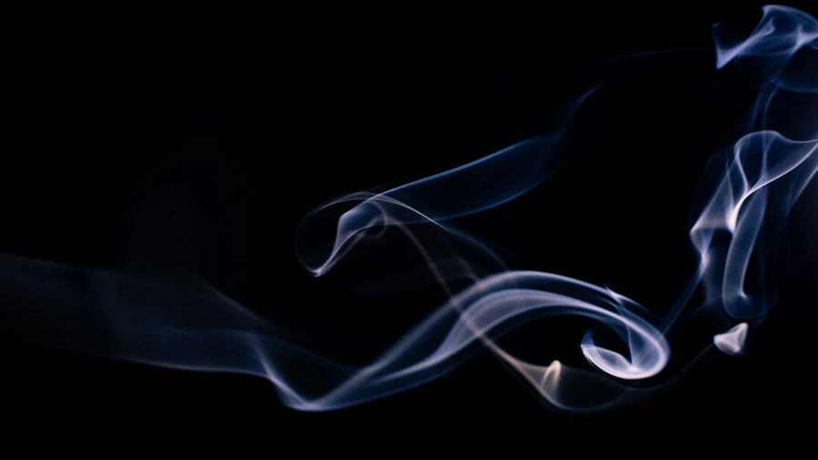 9 Best Throat-Hit Disposable Vapes in 2025 (In-Depth Look)
