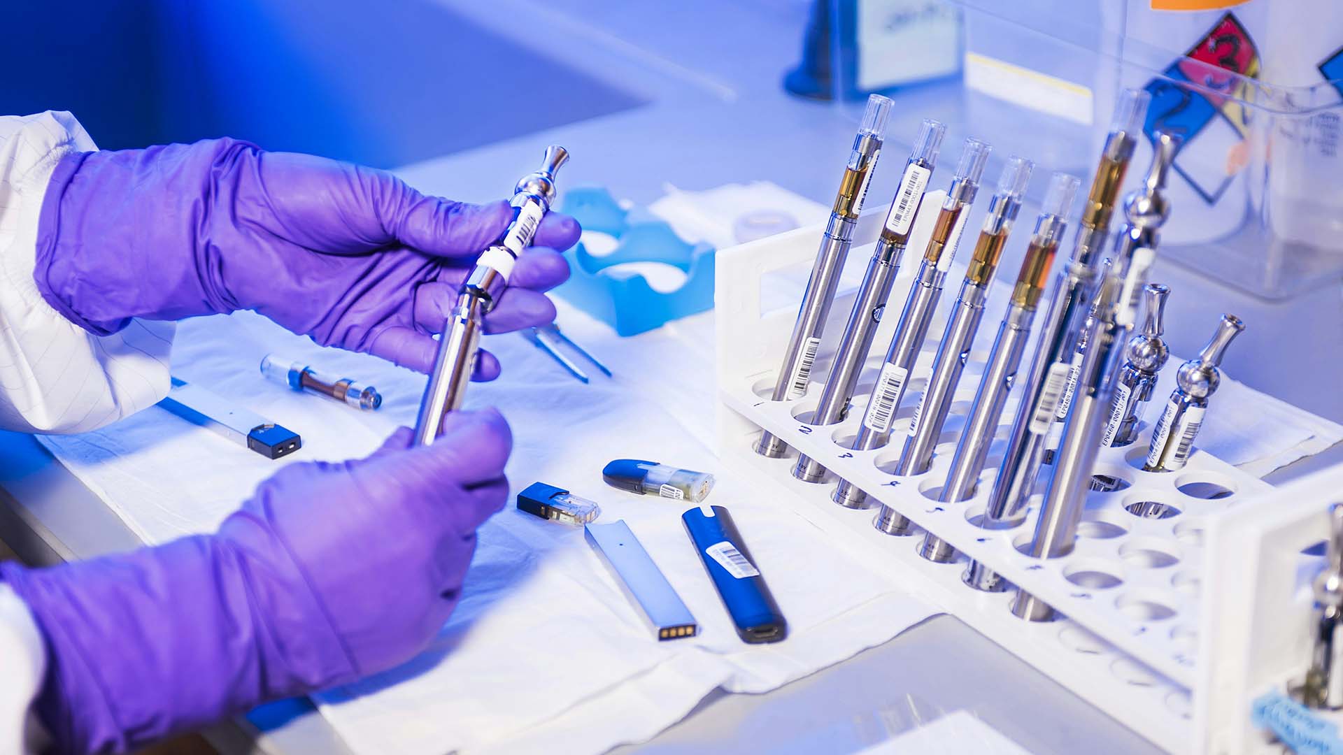 What’s in an E-Cigarette? (Safety & Potential Risks)